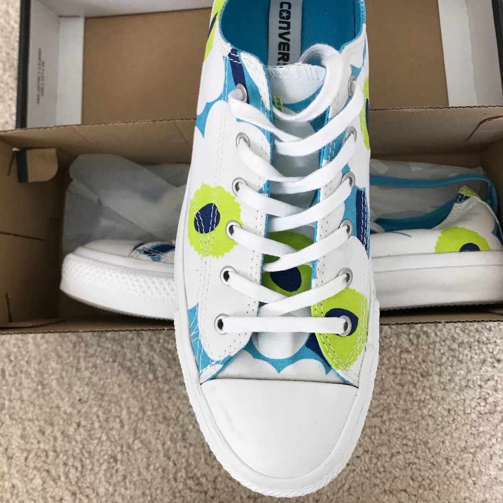 Marimekko x Converse Flower Low Sneakers SZ 8.5